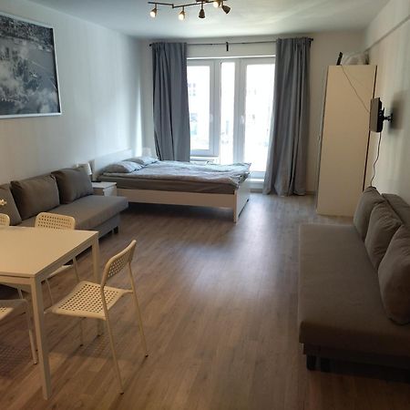 Brand New Studio Apartment #24 In Elite Residence With Free Secure Parking In The Center Praag Buitenkant foto