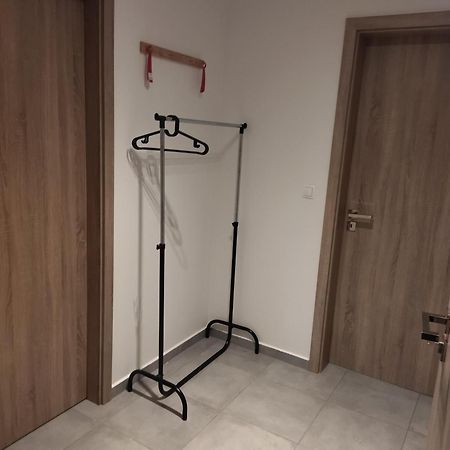 Brand New Studio Apartment #24 In Elite Residence With Free Secure Parking In The Center Praag Buitenkant foto
