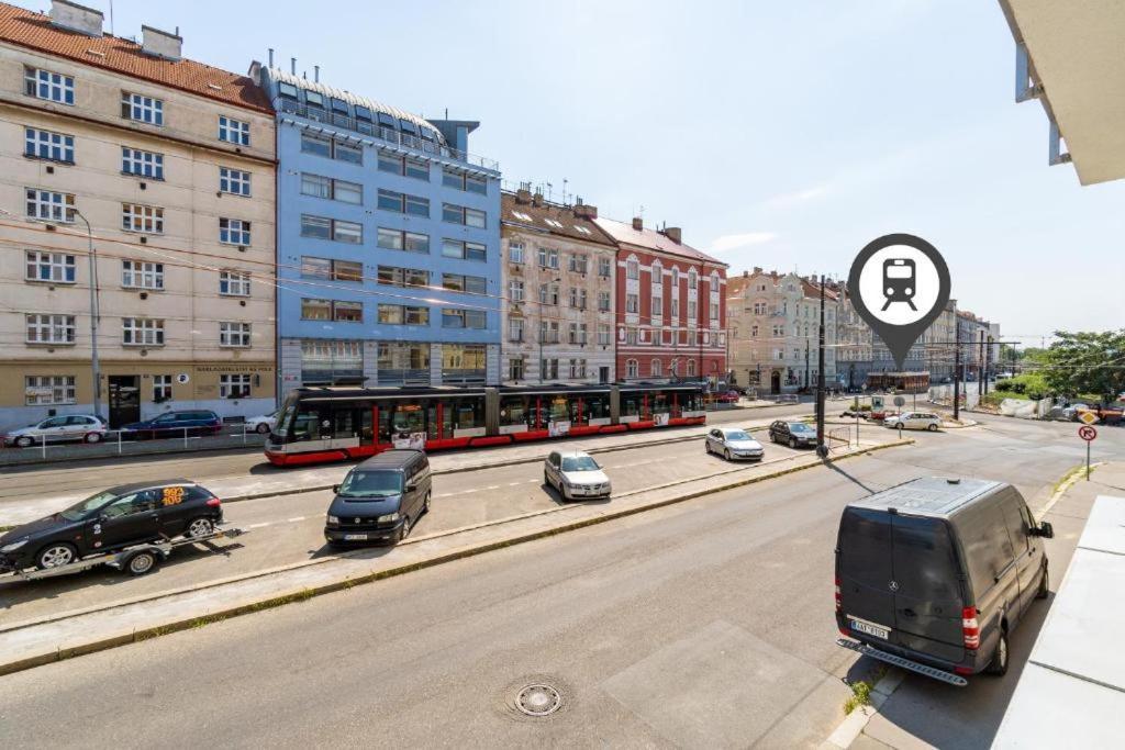 Brand New Studio Apartment #24 In Elite Residence With Free Secure Parking In The Center Praag Buitenkant foto